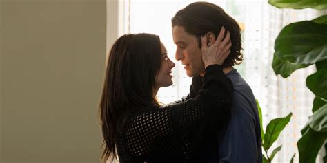 WeCrashed Review: Jared Leto and Anne Hathaway Lead a .